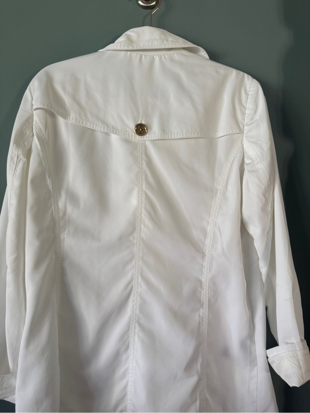 Lilly Pulitzer White Double-Breasted Trench with Gold Buttons - Picture 5 of 6